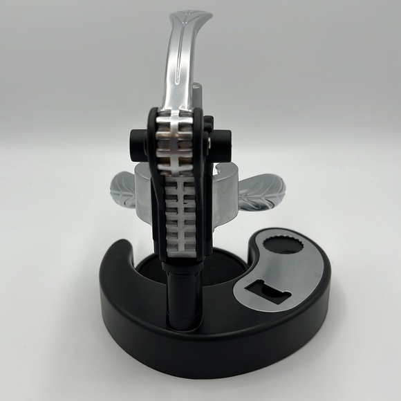 WINE BOTTLE CORKSCREW OPENER WITH STAND BLACK & SILVER - Picture 5 of 7